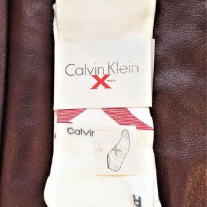Calvin Klein socks NWT No Show Men 7-12 white red